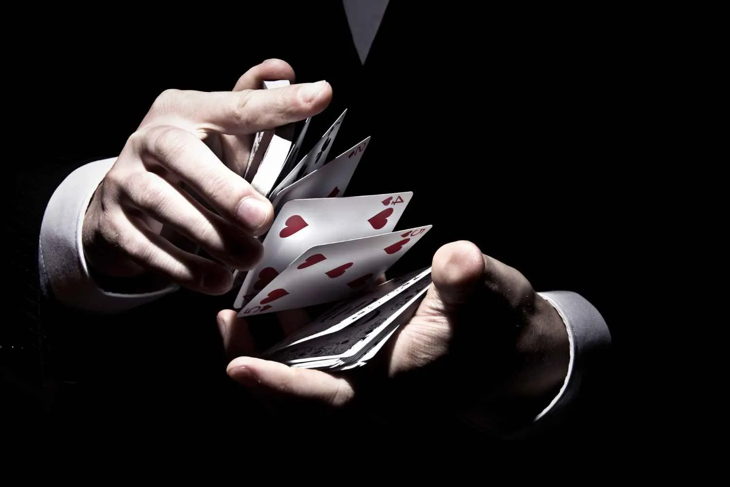 Understanding-the-Different-Hands-in-Teen-Patti-Gold